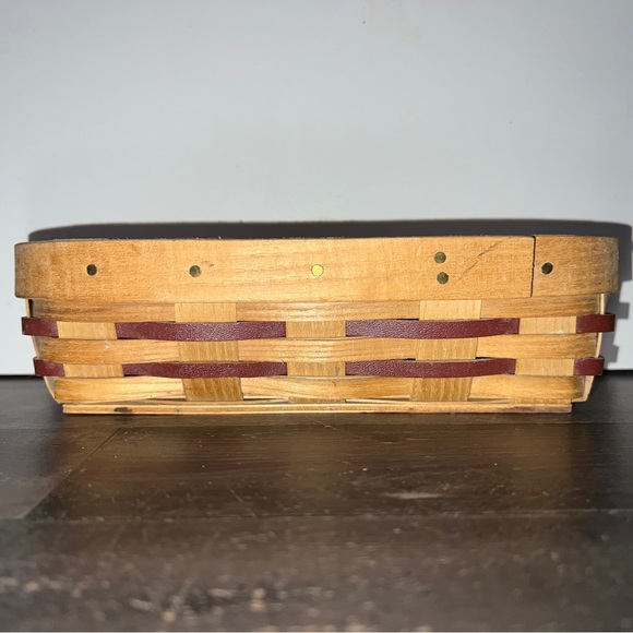 Peterboro Basket Co Oblong Basket w/ Removable Plastic Liner 9.5" x 4.5" x 2.5" - Picture 2 of 6